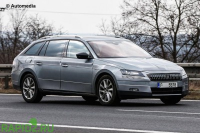 skoda-superb-combi-004_0.jpg
